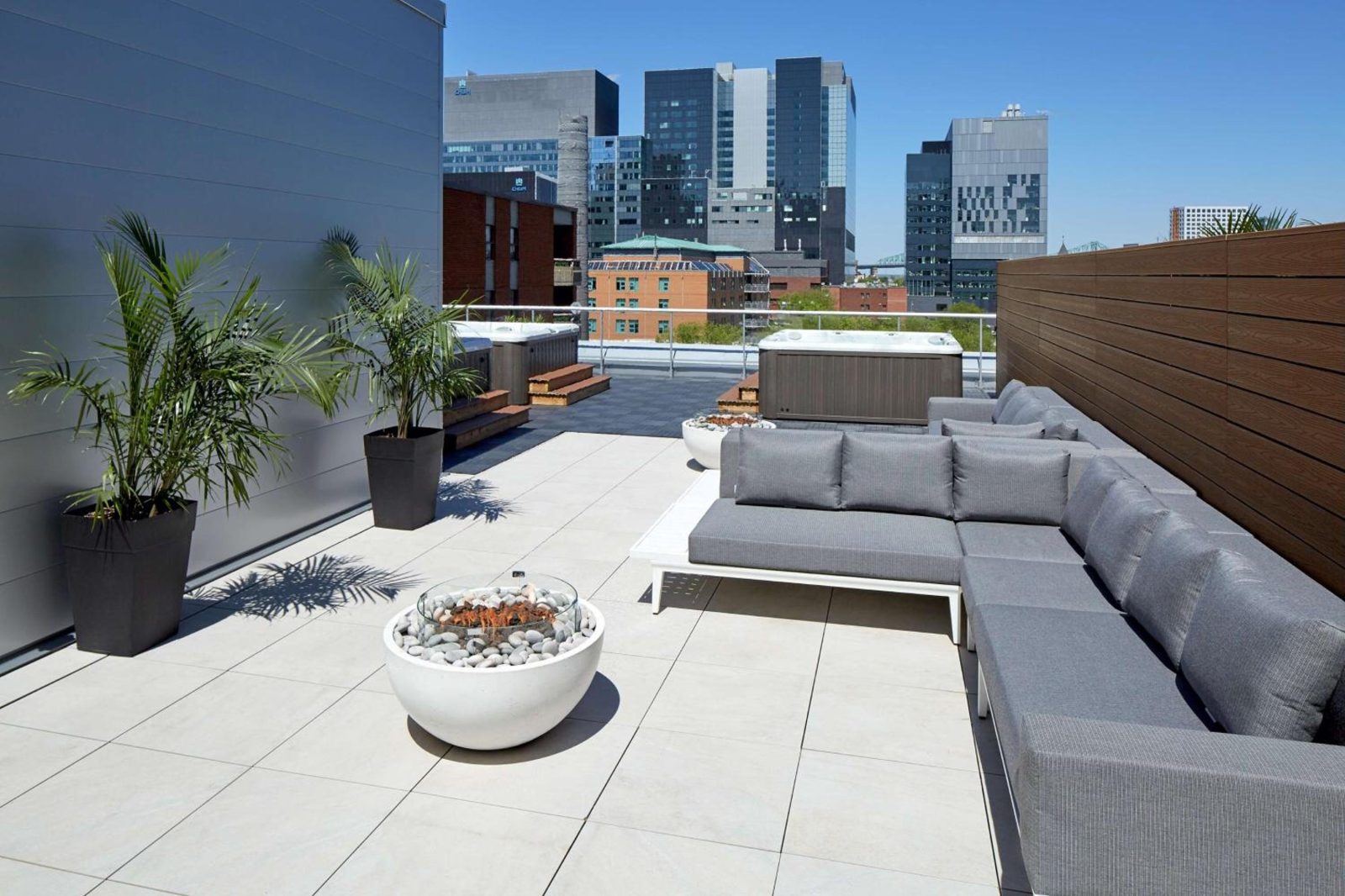 Homewood Suites By Hilton Montreal Downtown — photo 2