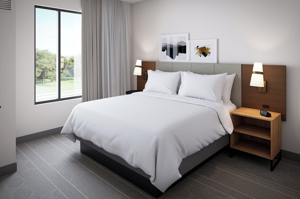 Staybridge Suites Montréal Airport - St-Laurent by IHG — photo 7